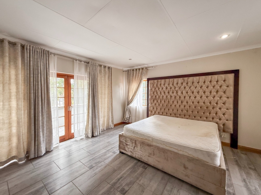 3 Bedroom Property for Sale in WestLake Country Safari Estate North West
